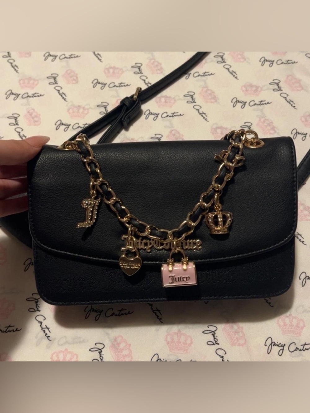 Juicy Couture black crossbody bag 💕✨